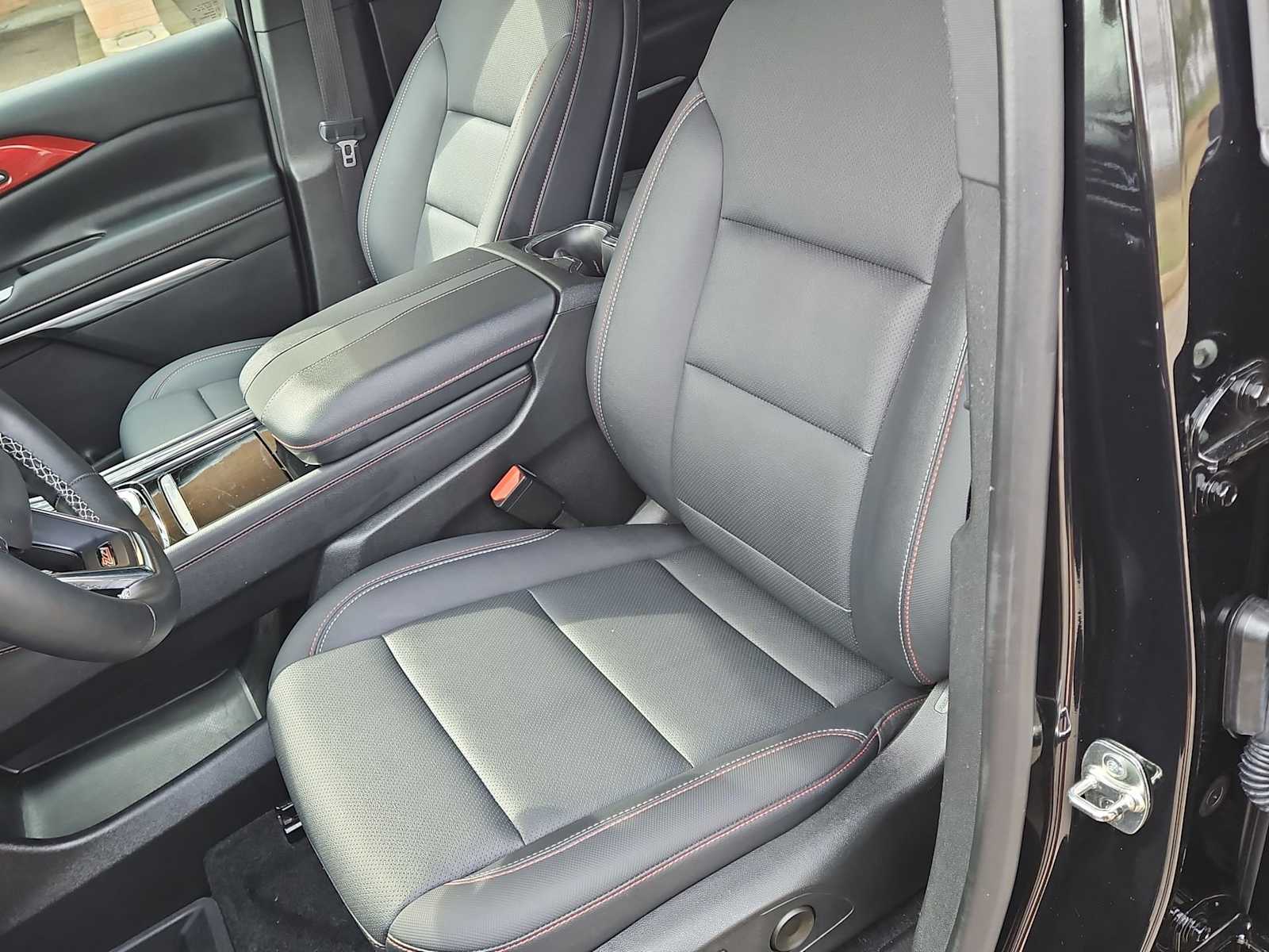 Thumbnail: 2025 Chevrolet Traverse - 17