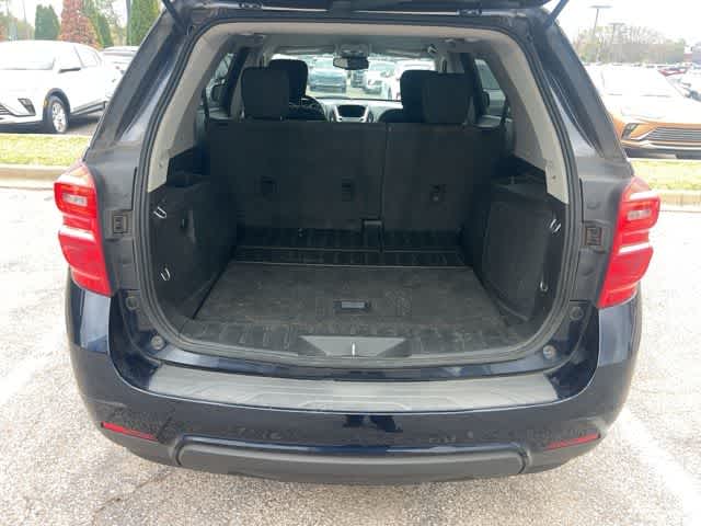 Thumbnail: 2017 Chevrolet Equinox - 10