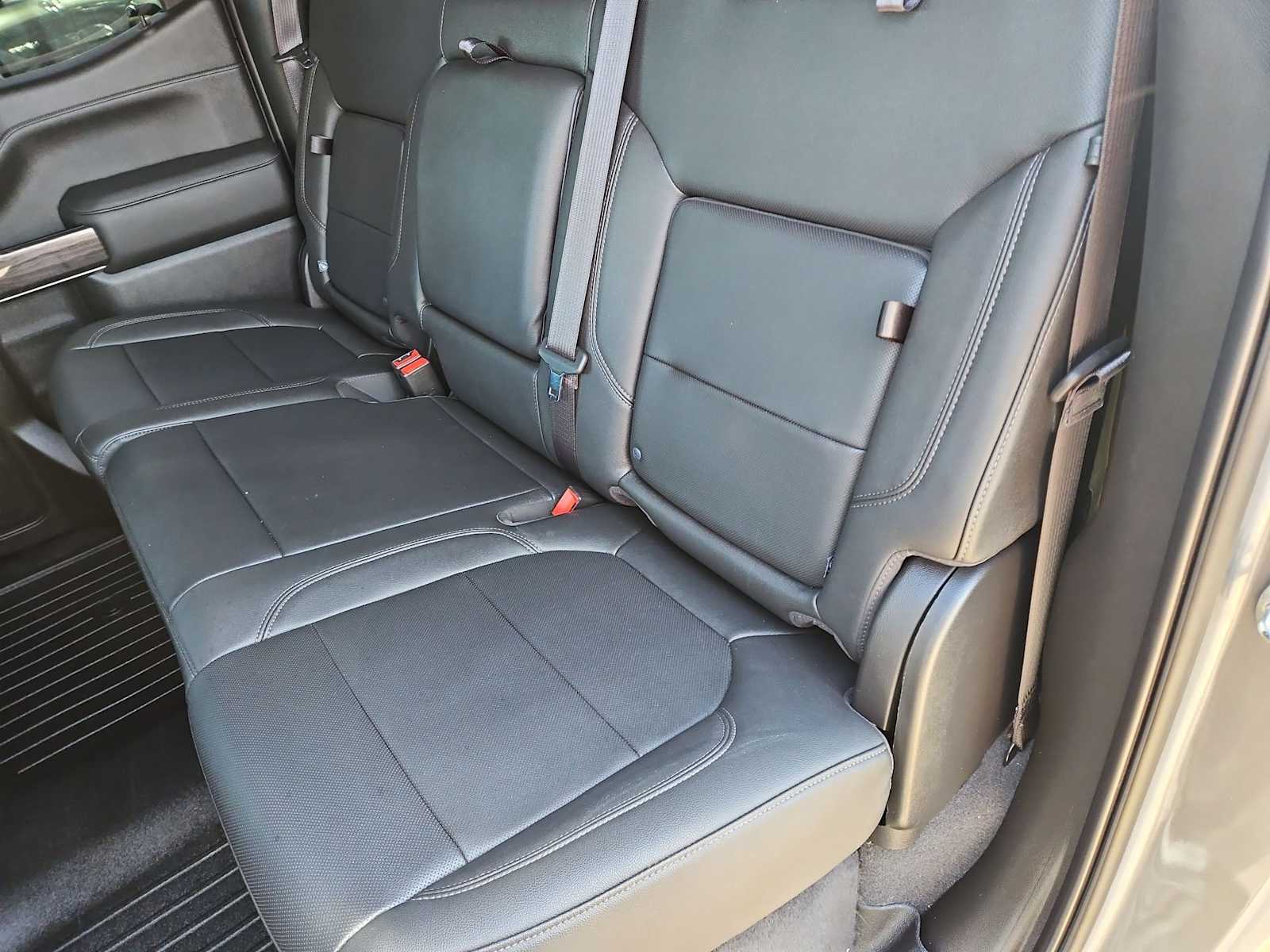 Thumbnail: 2022 Chevrolet Silverado 1500 - 21