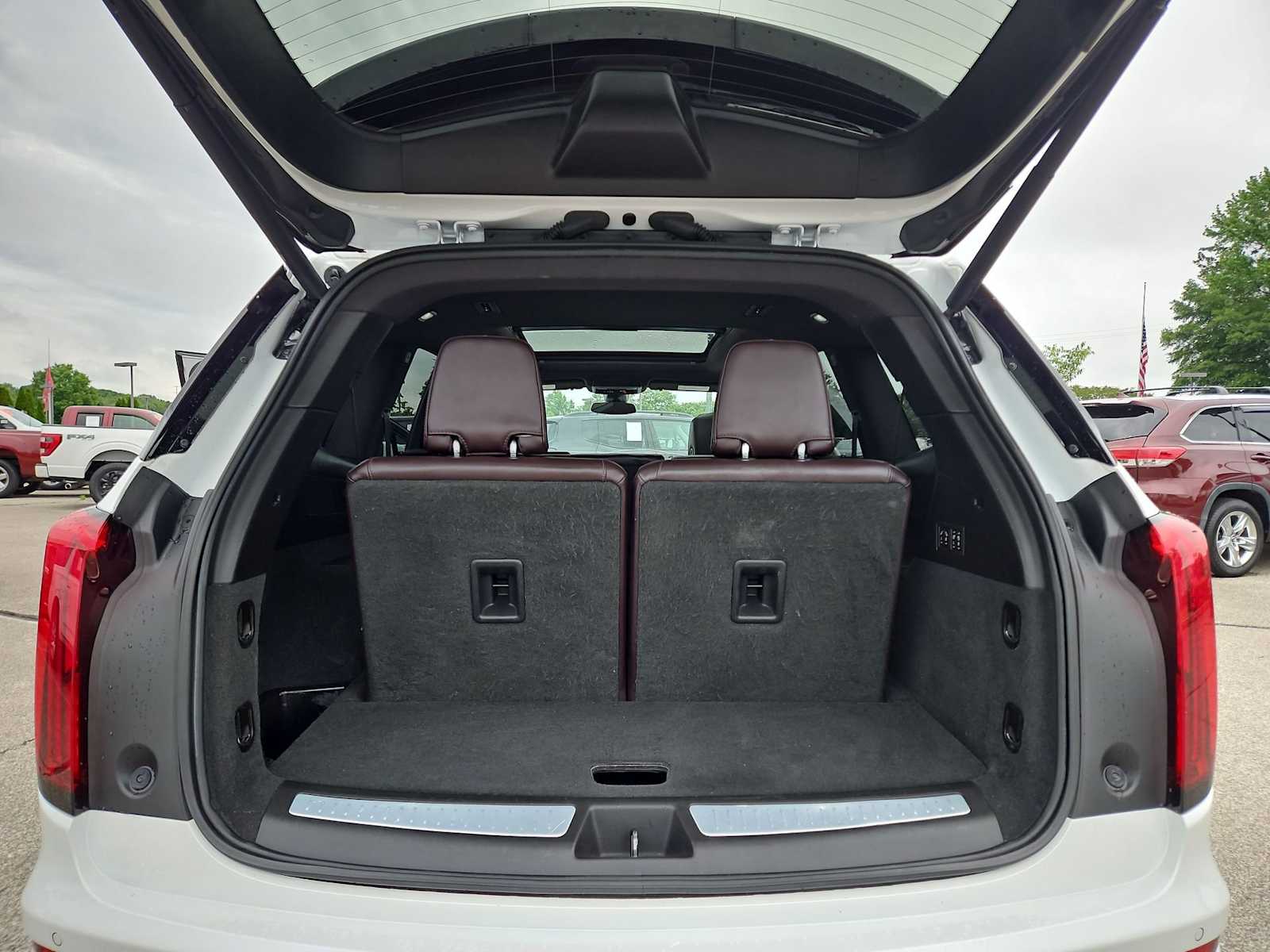 Thumbnail: 2020 Cadillac XT6 - 36