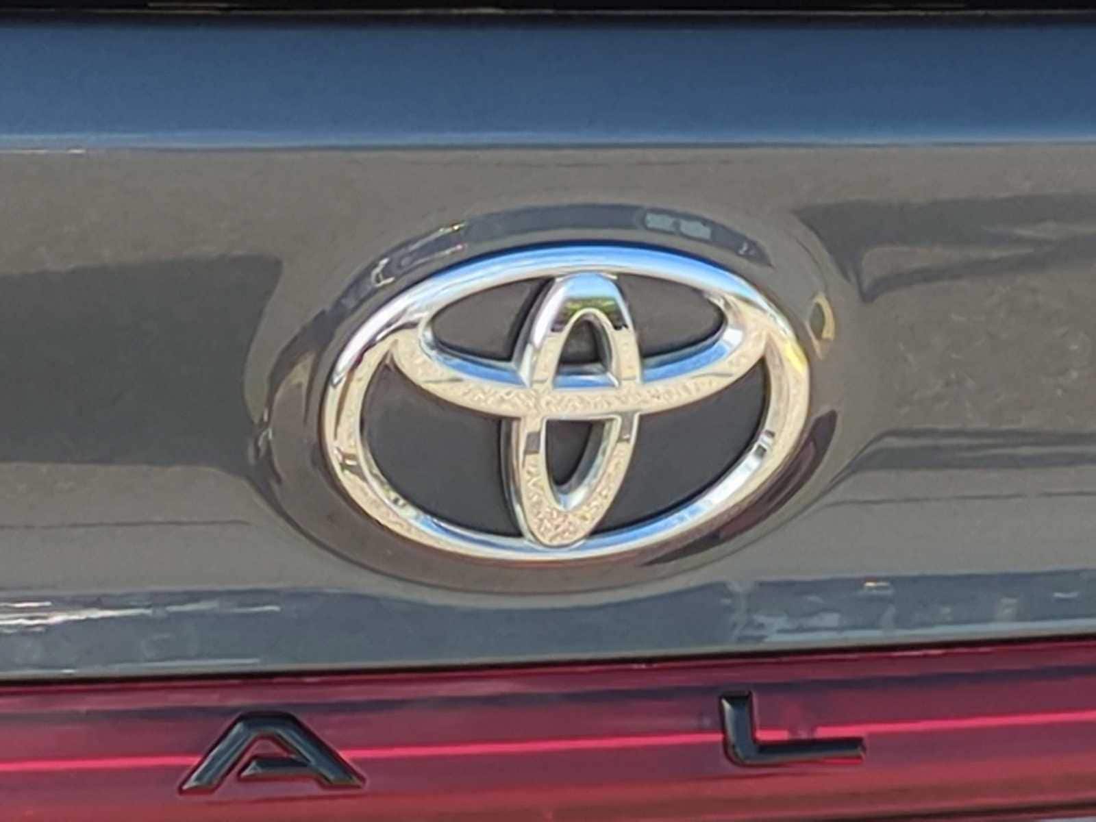 Thumbnail: 2020 Toyota Avalon - 11