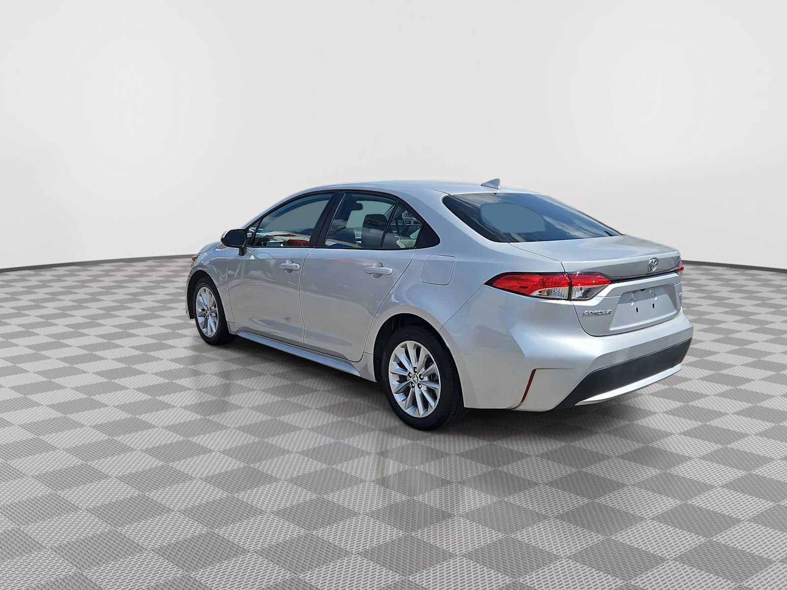 Thumbnail: 2021 Toyota Corolla - 6