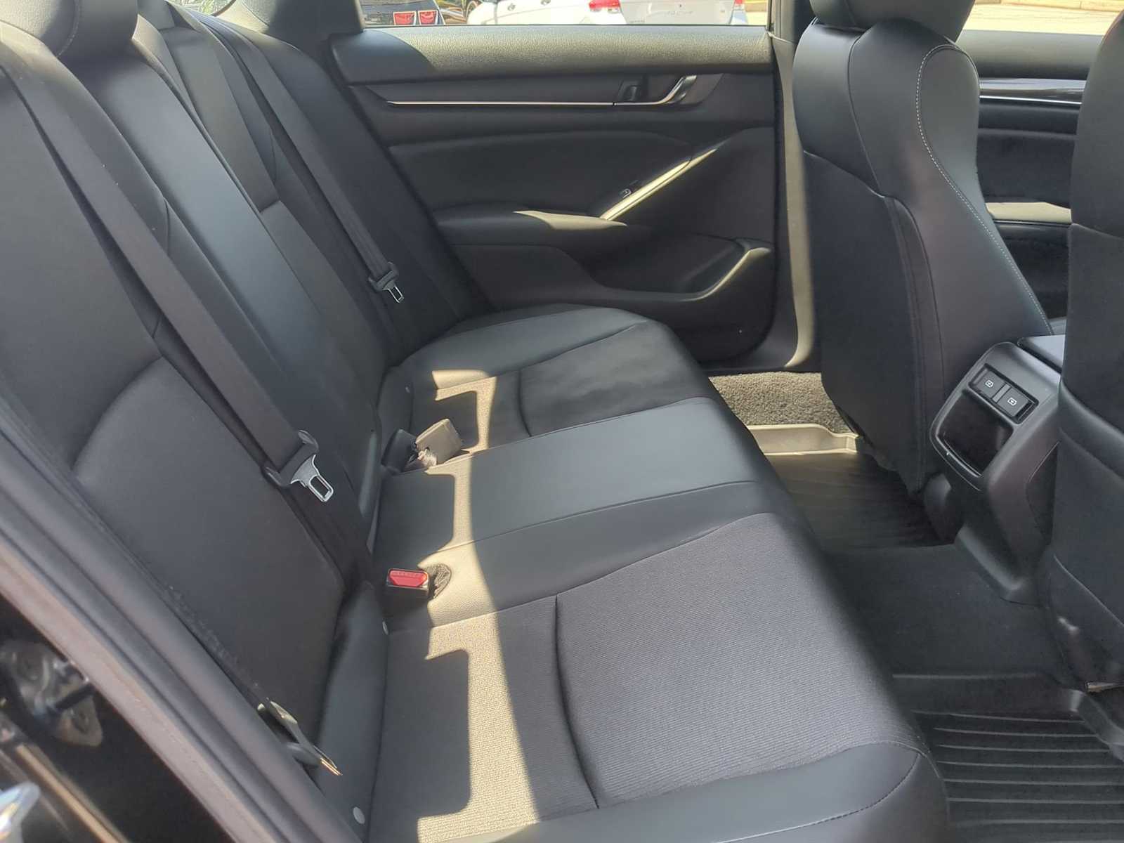 2022 Honda Accord Sport 21