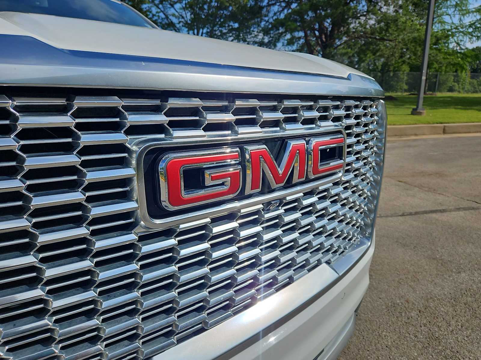 Thumbnail: 2021 GMC Yukon - 20