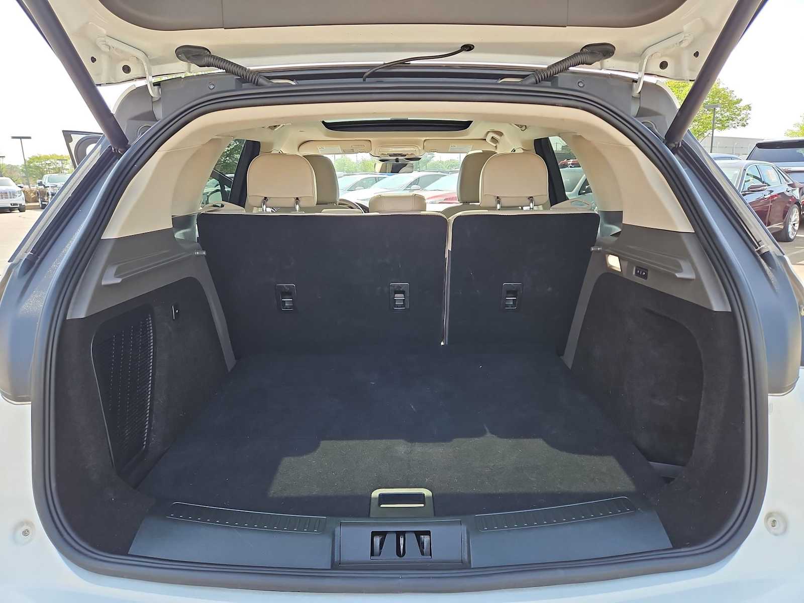 Thumbnail: 2021 Lincoln Corsair - 37