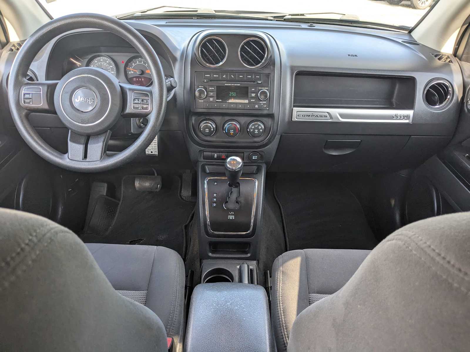 Thumbnail: 2016 Jeep Compass - 14