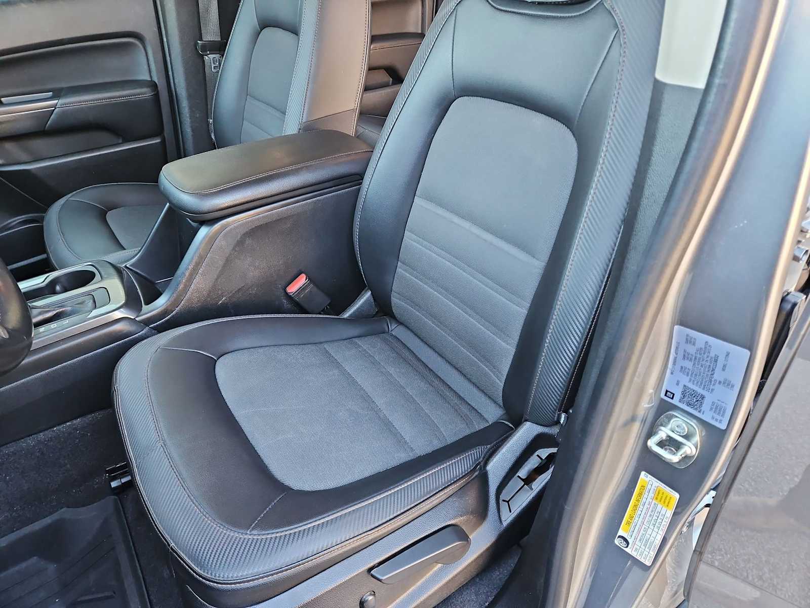 Thumbnail: 2021 GMC Canyon - 17