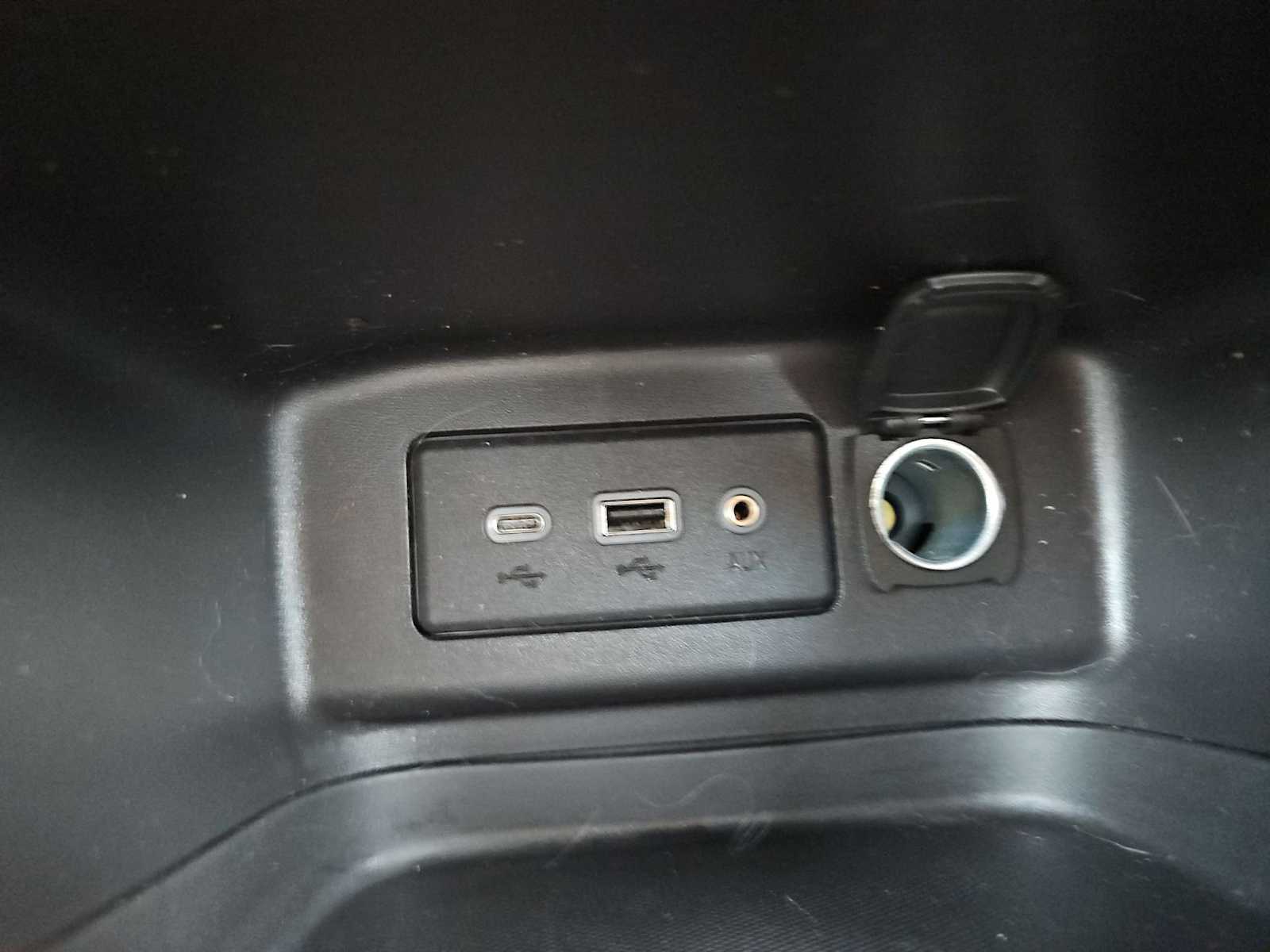 Thumbnail: 2024 Chevrolet Equinox - 31