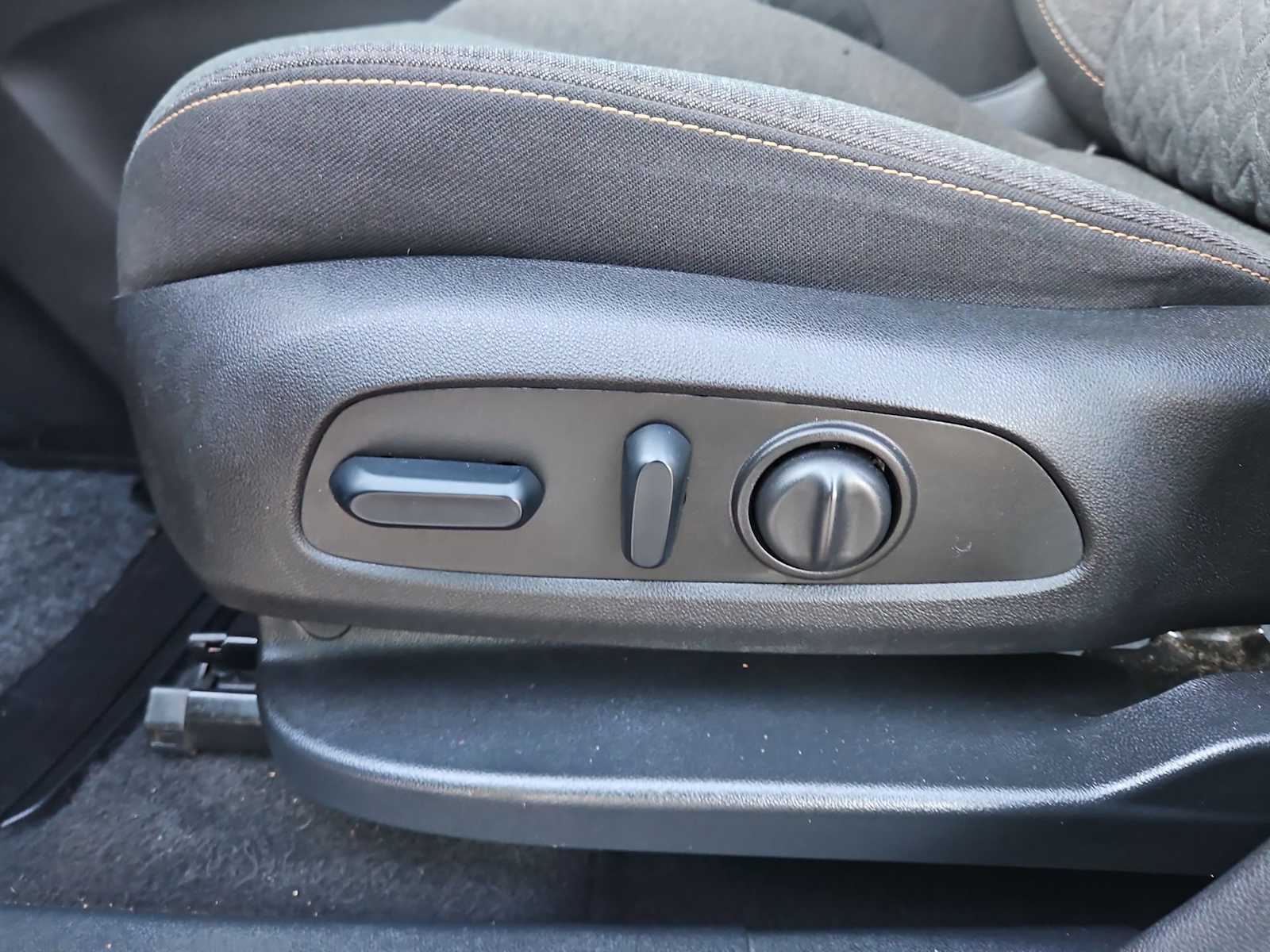 Thumbnail: 2024 Chevrolet Equinox - 18