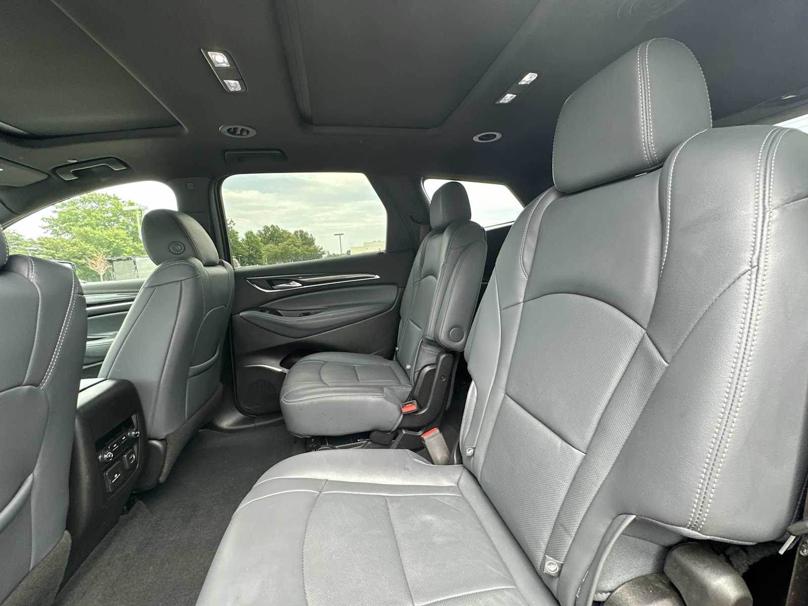 Thumbnail: 2022 Buick Enclave - 21