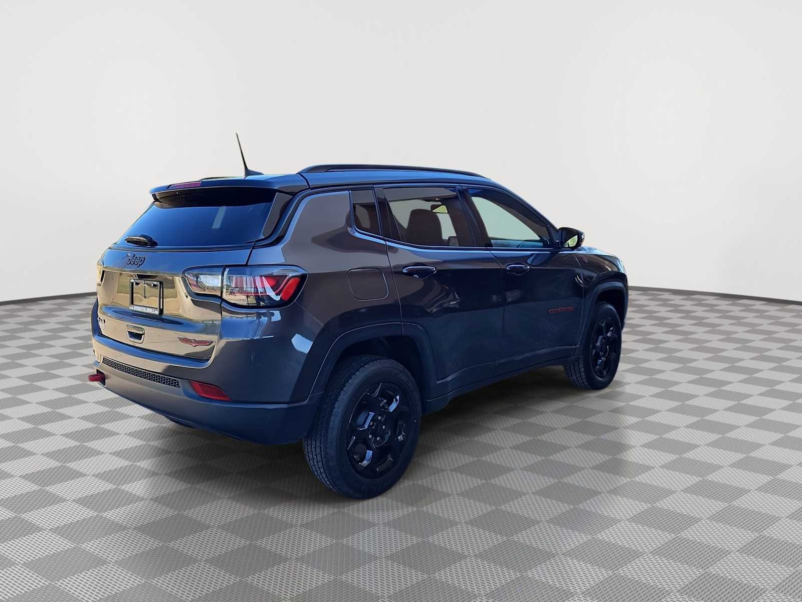Thumbnail: 2023 Jeep Compass - 8
