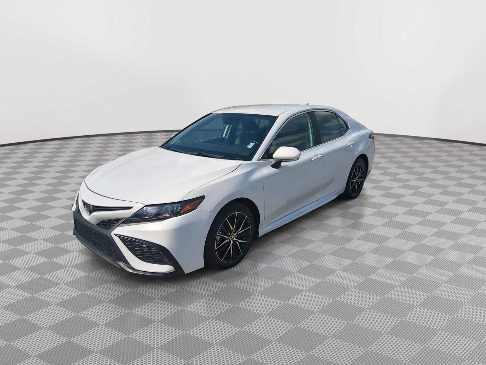 Thumbnail: 2024 Toyota Camry - 4