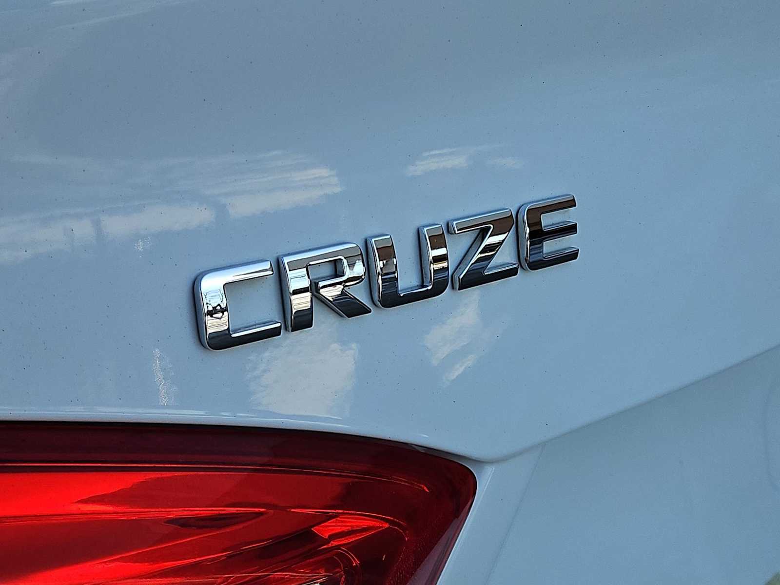 Thumbnail: 2016 Chevrolet Cruze - 13