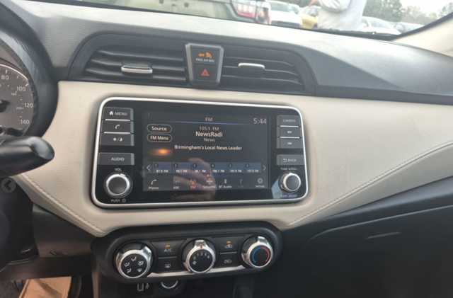 Thumbnail: 2021 Nissan Versa - 3