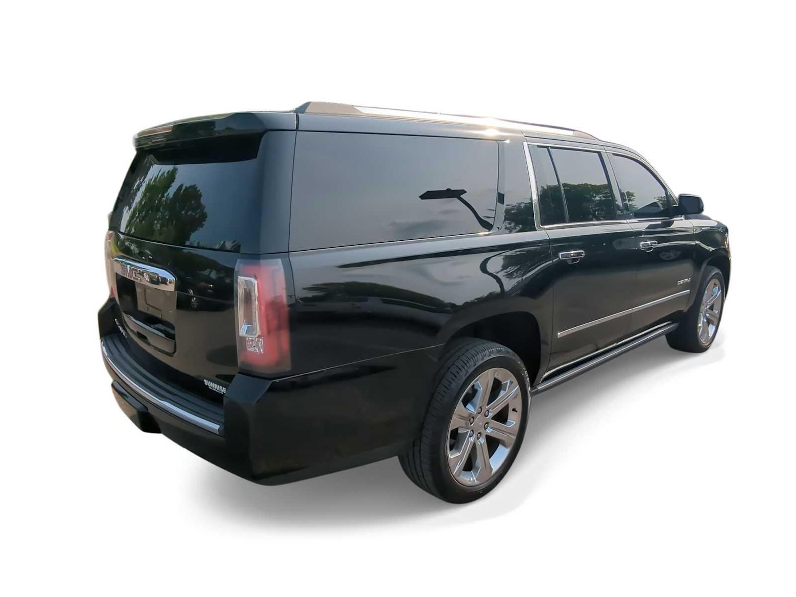 2017 GMC Yukon XL Denali 8