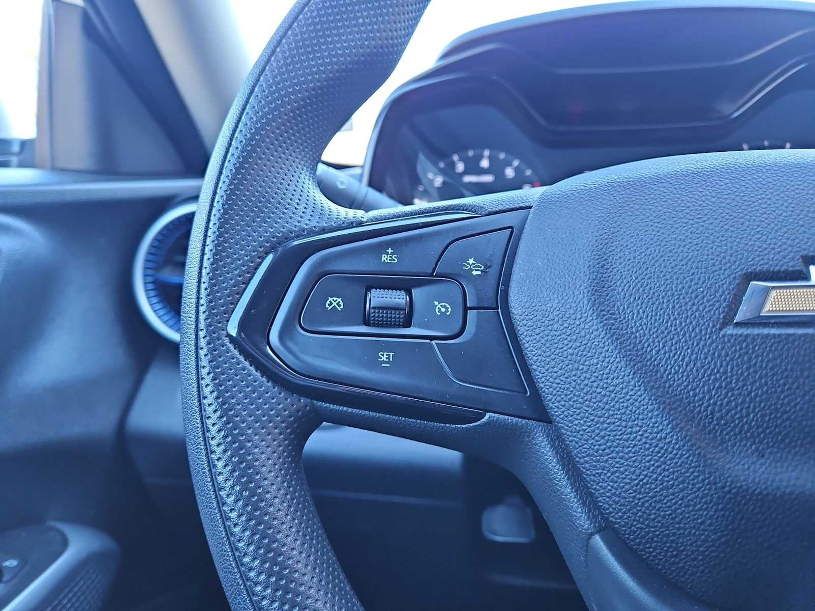 Thumbnail: 2025 Chevrolet Trax - 24