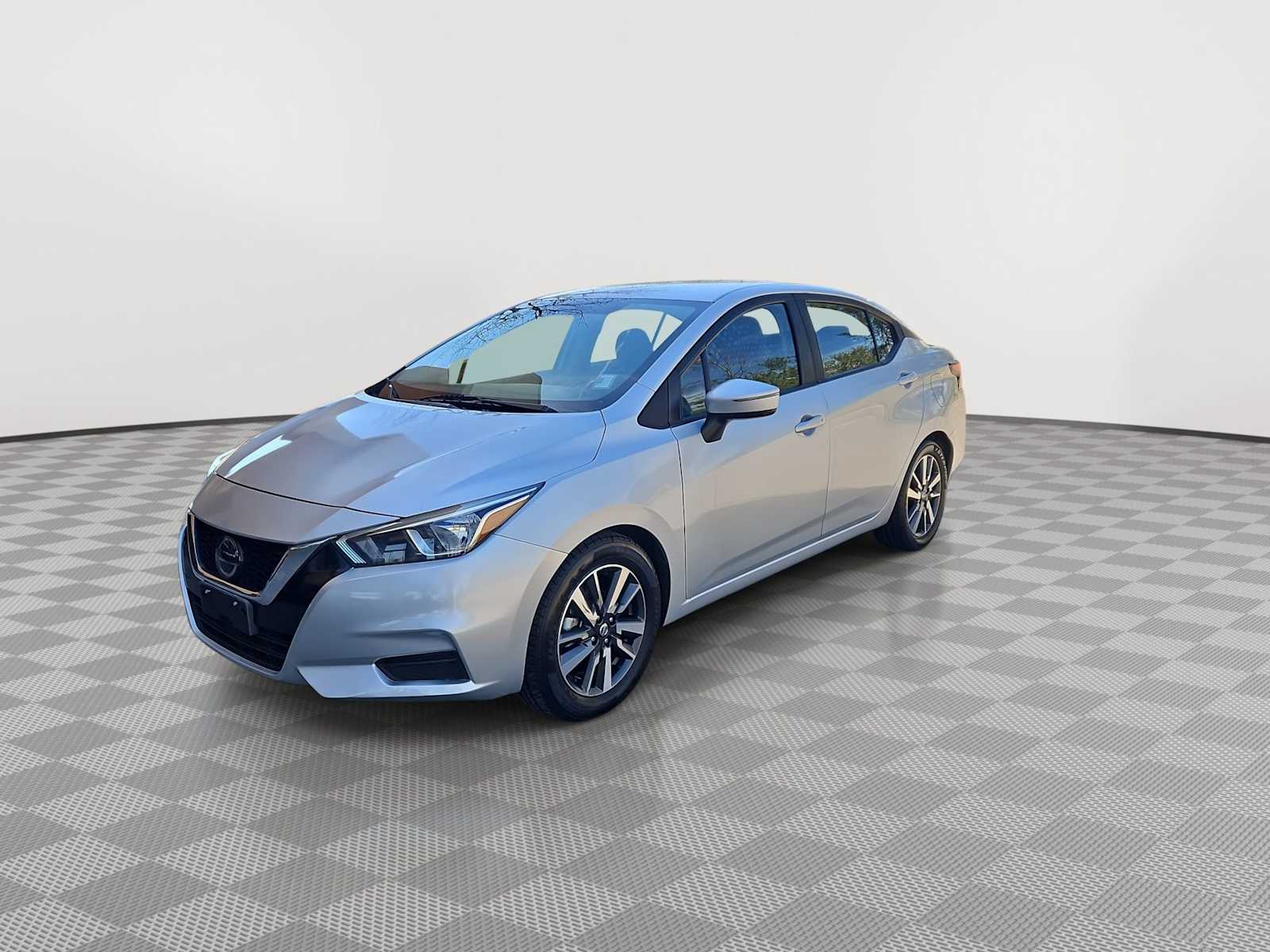 Thumbnail: 2021 Nissan Versa - 4