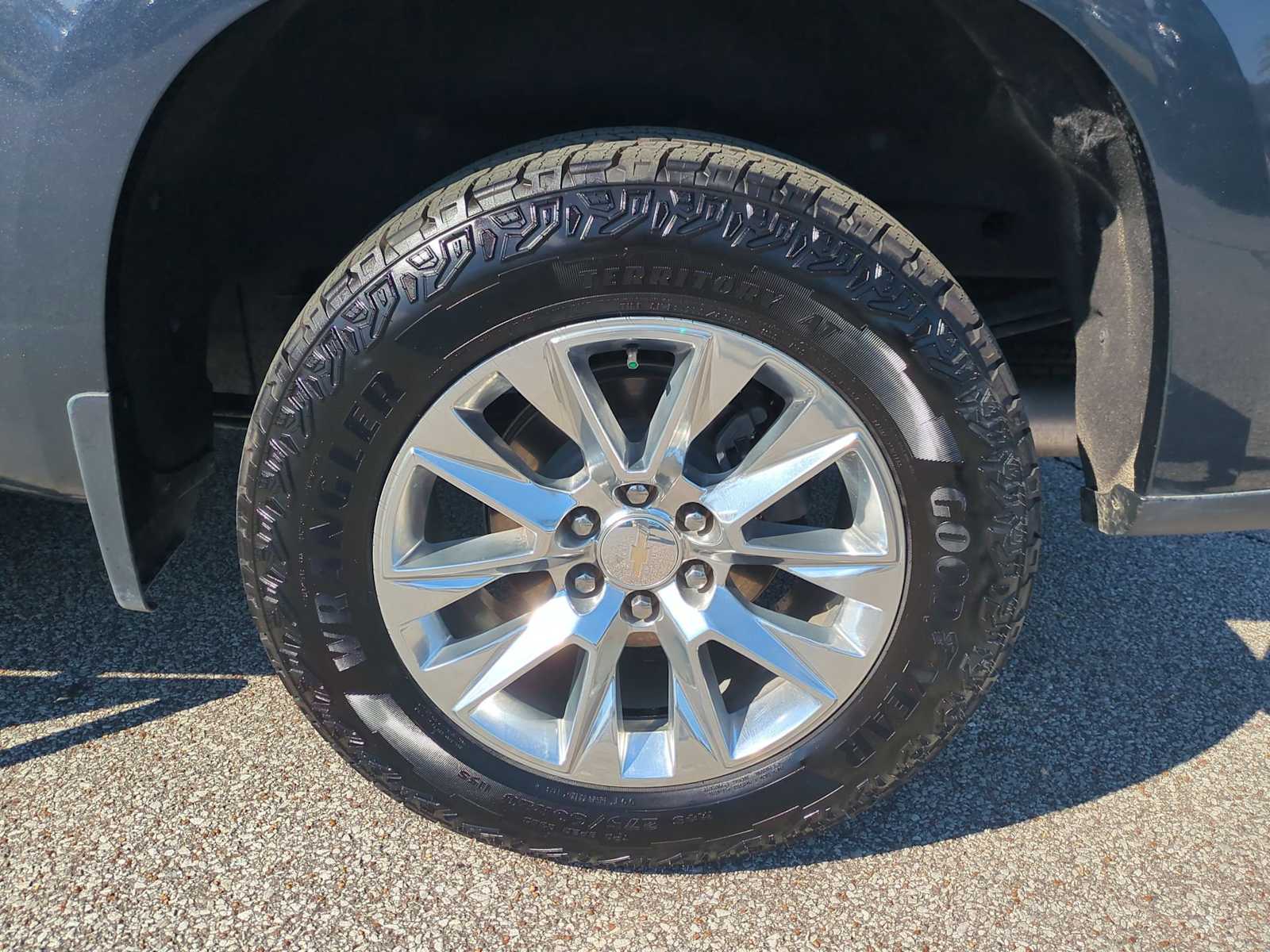 Thumbnail: 2022 Chevrolet Silverado 1500 - 13