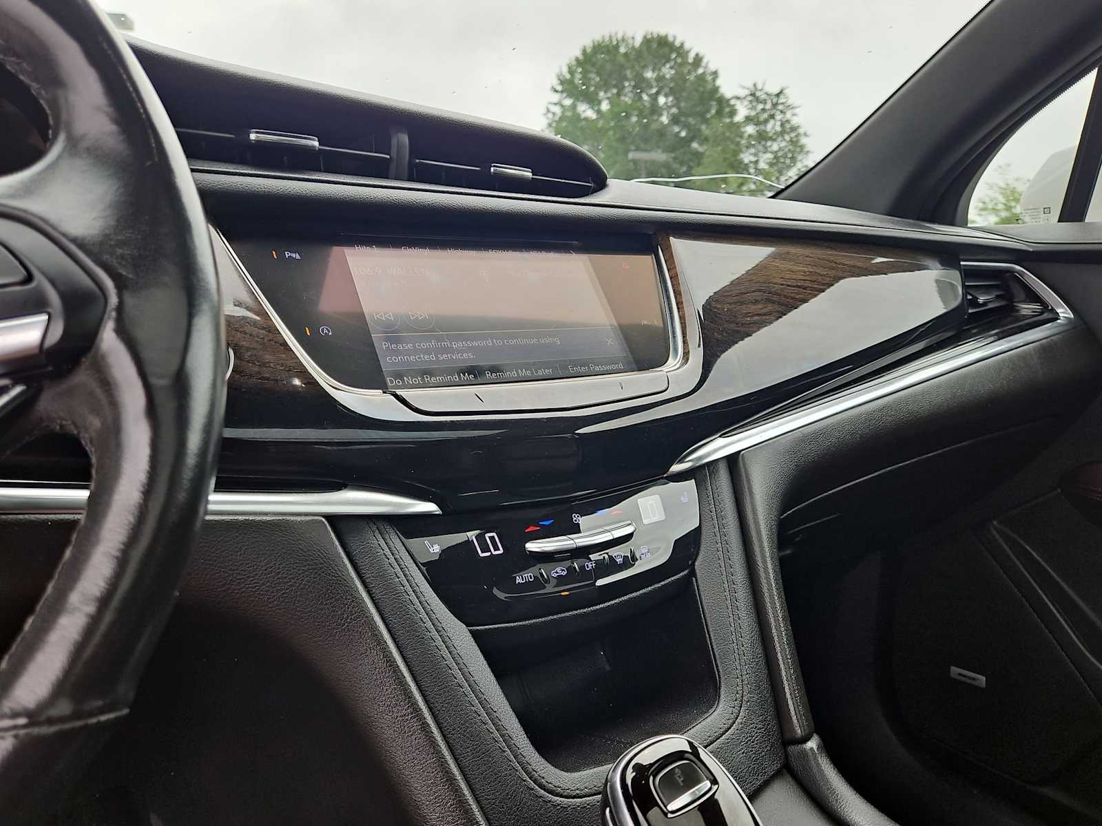 Thumbnail: 2020 Cadillac XT6 - 30