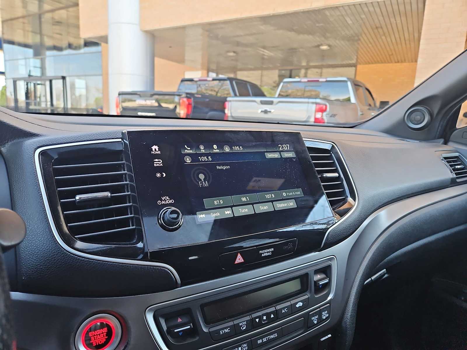 Thumbnail: 2022 Honda Passport - 31