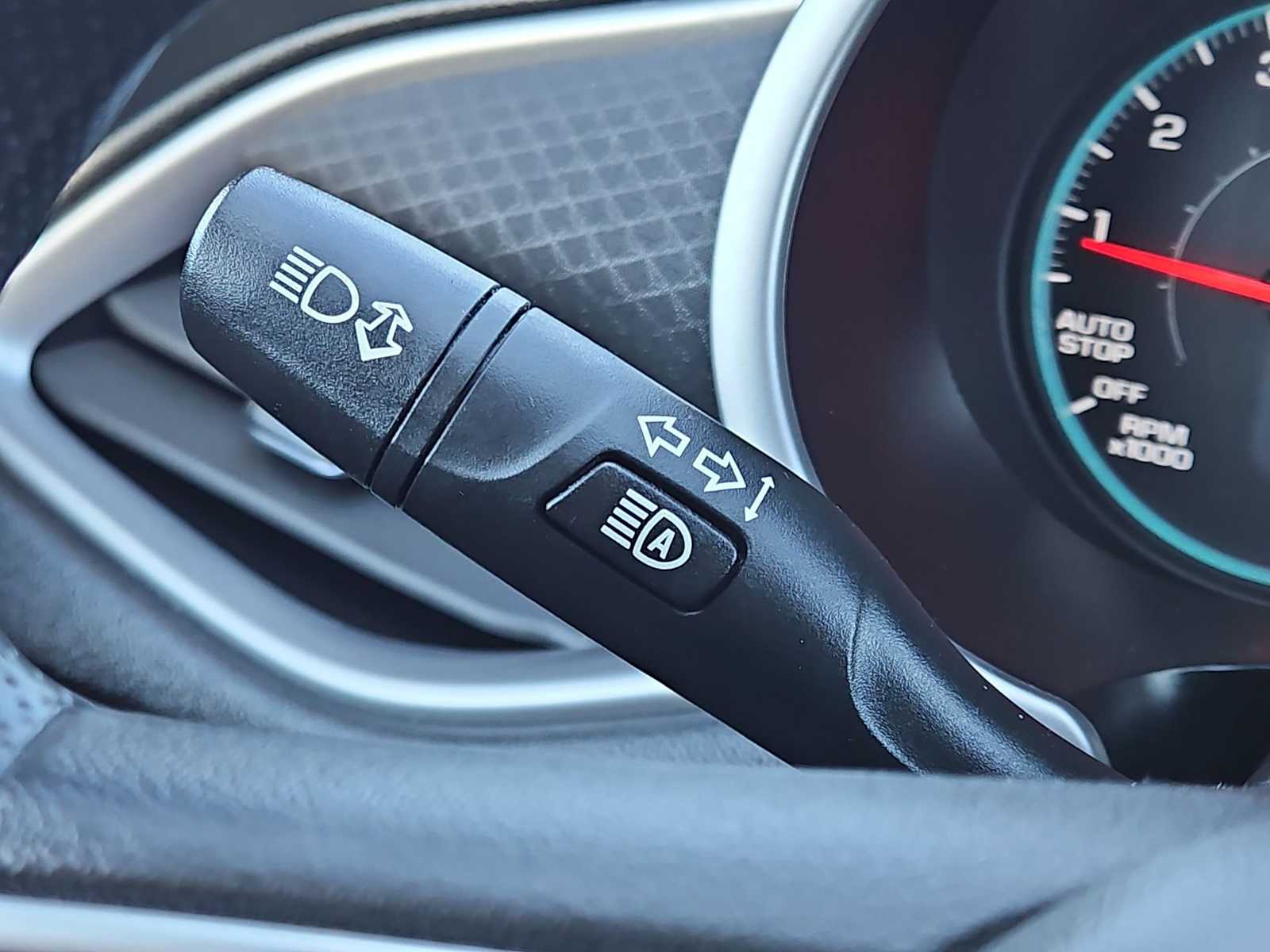 Thumbnail: 2023 Chevrolet Malibu - 27