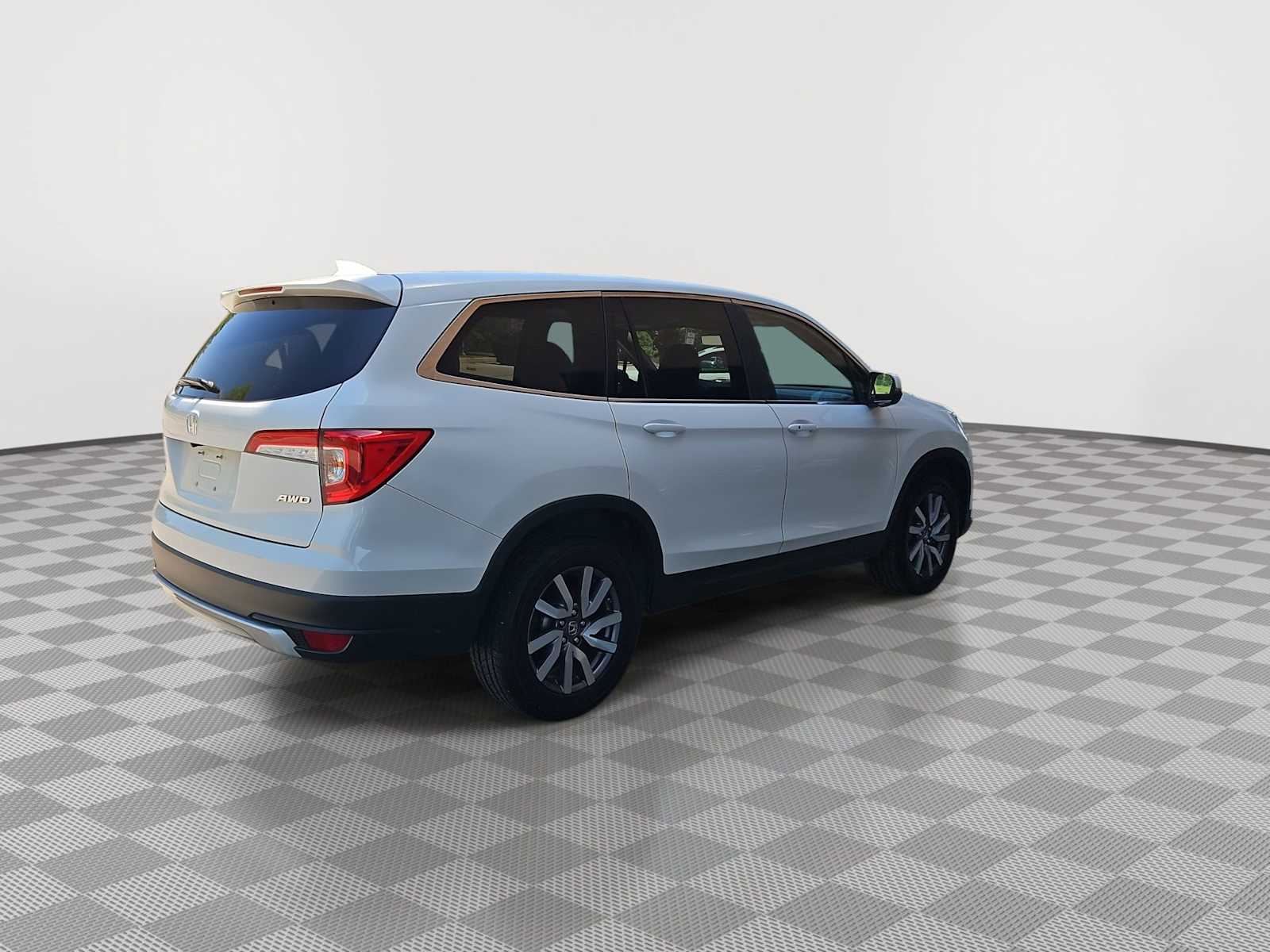 Thumbnail: 2021 Honda Pilot - 8