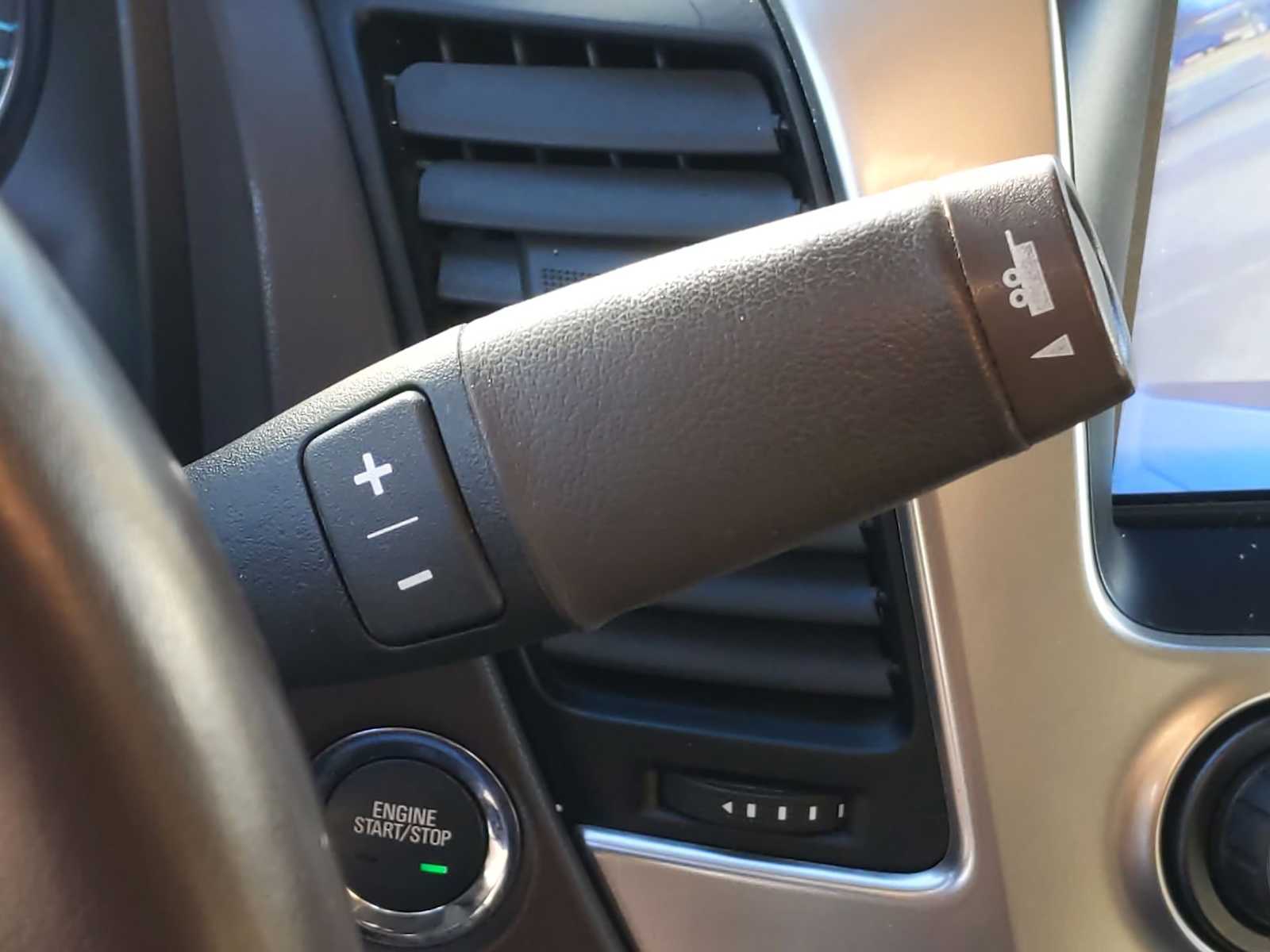 Thumbnail: 2019 Chevrolet Tahoe - 15
