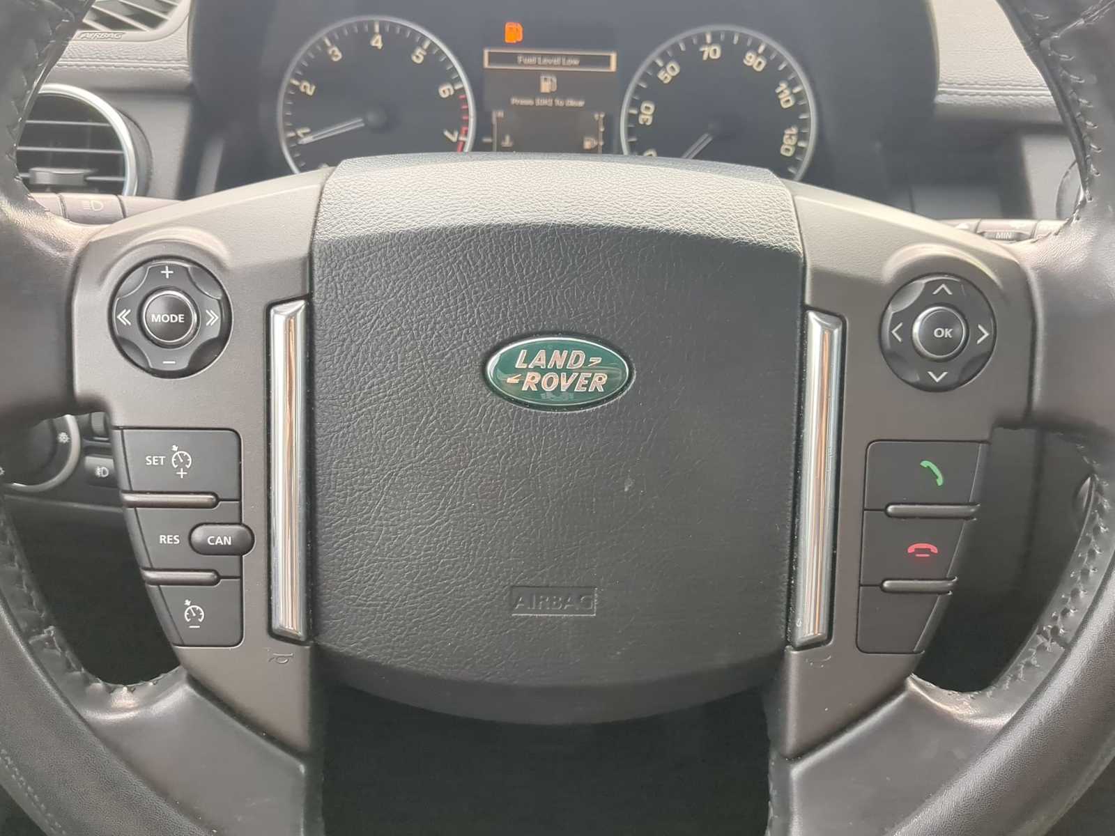 Thumbnail: 2011 Land Rover LR4 - 22