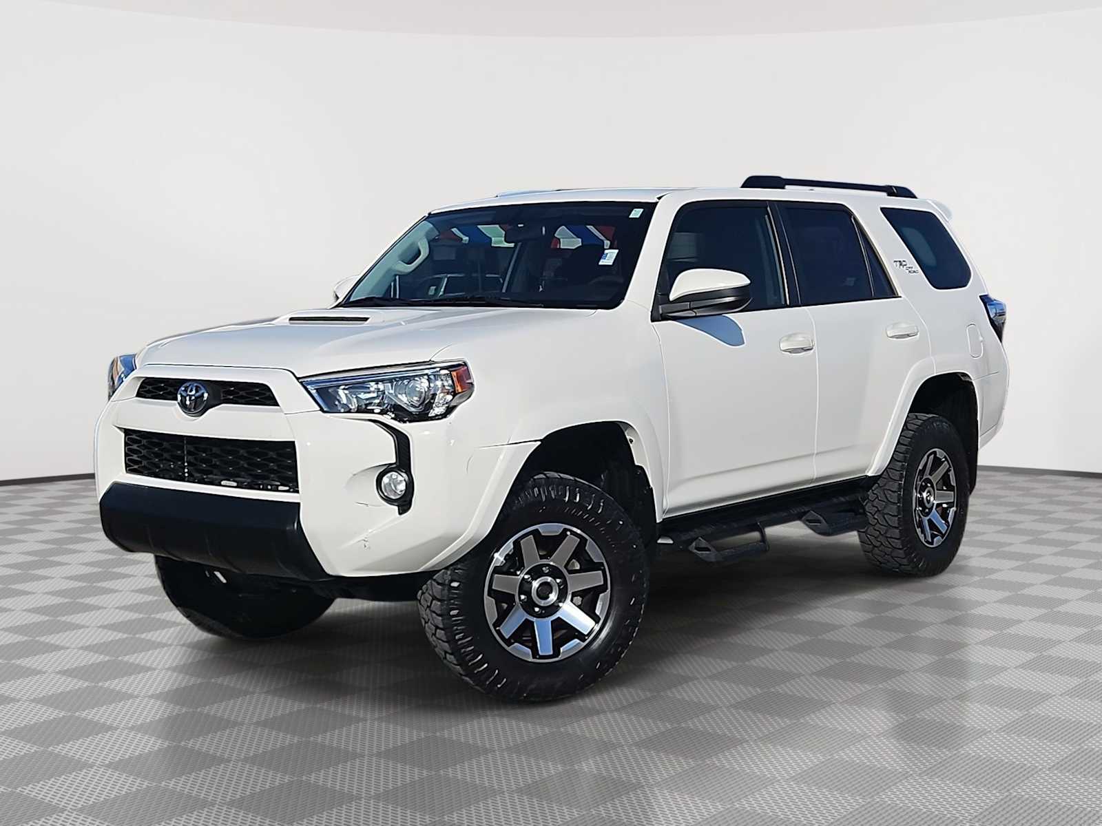 Thumbnail: 2019 Toyota 4Runner - 1