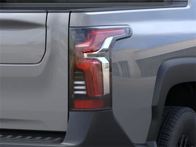 Thumbnail: 2025 Chevrolet Silverado EV - 11