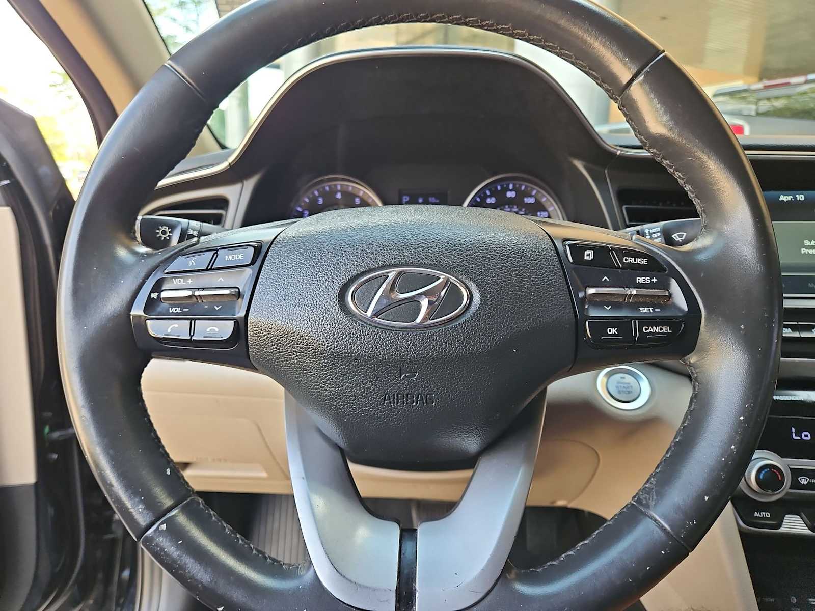 Thumbnail: 2019 Hyundai Elantra - 23