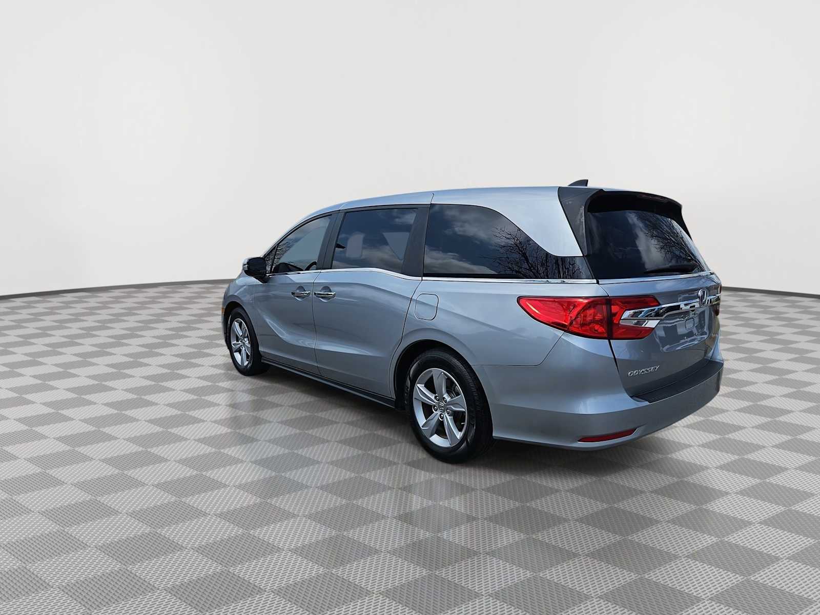 Thumbnail: 2019 Honda Odyssey - 6