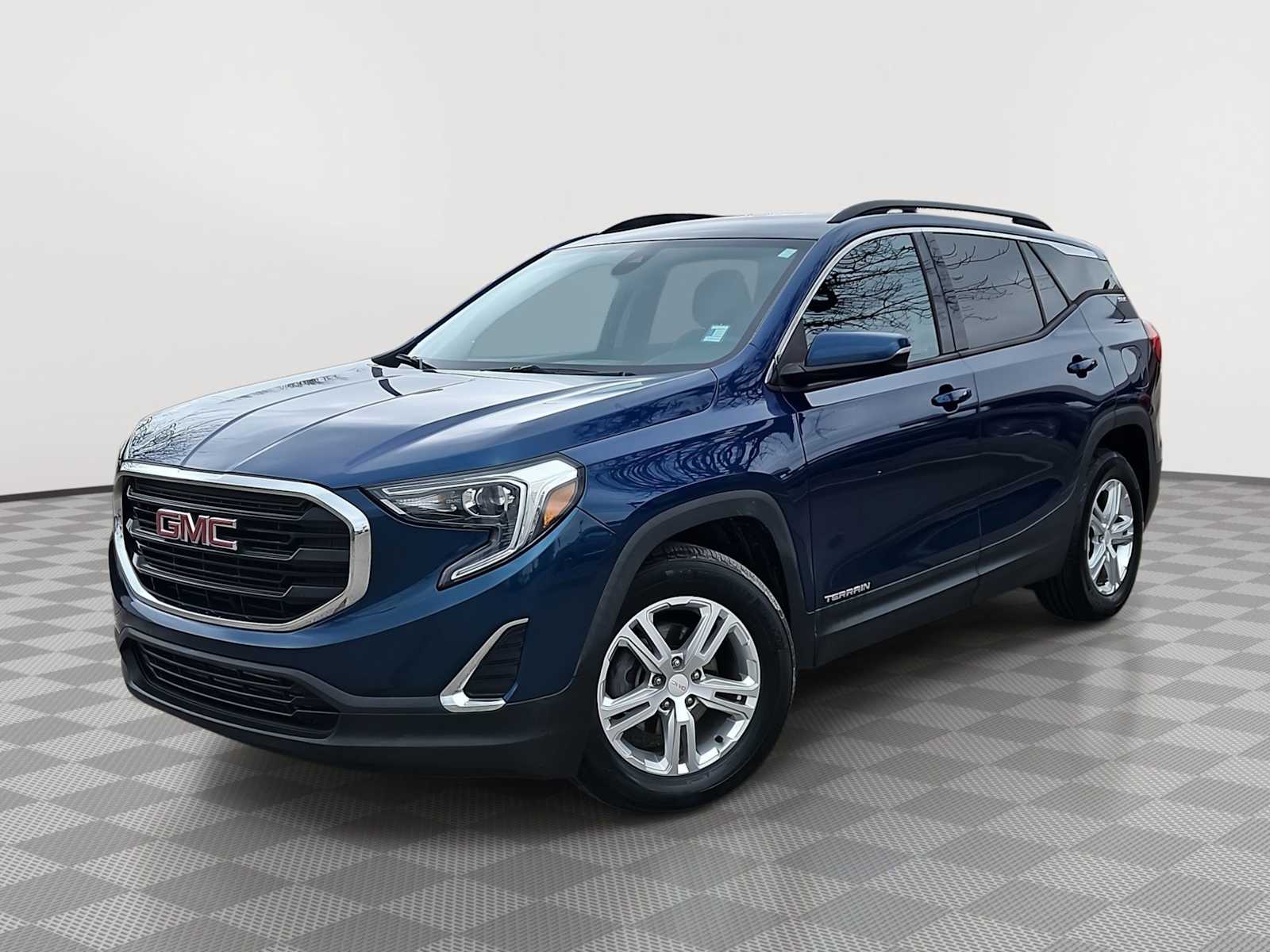 Thumbnail: 2020 GMC Terrain - 1