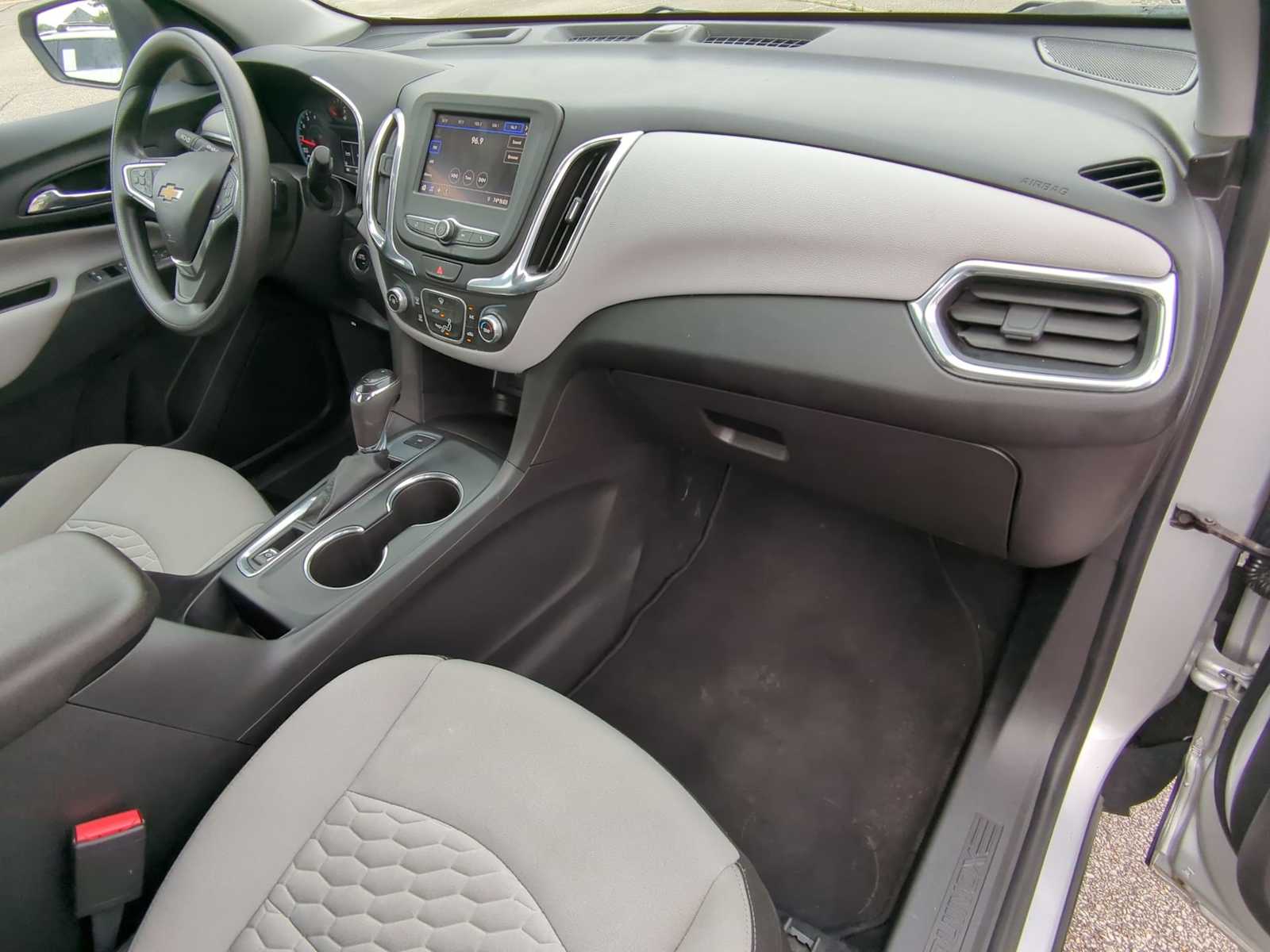 Thumbnail: 2020 Chevrolet Equinox - 27