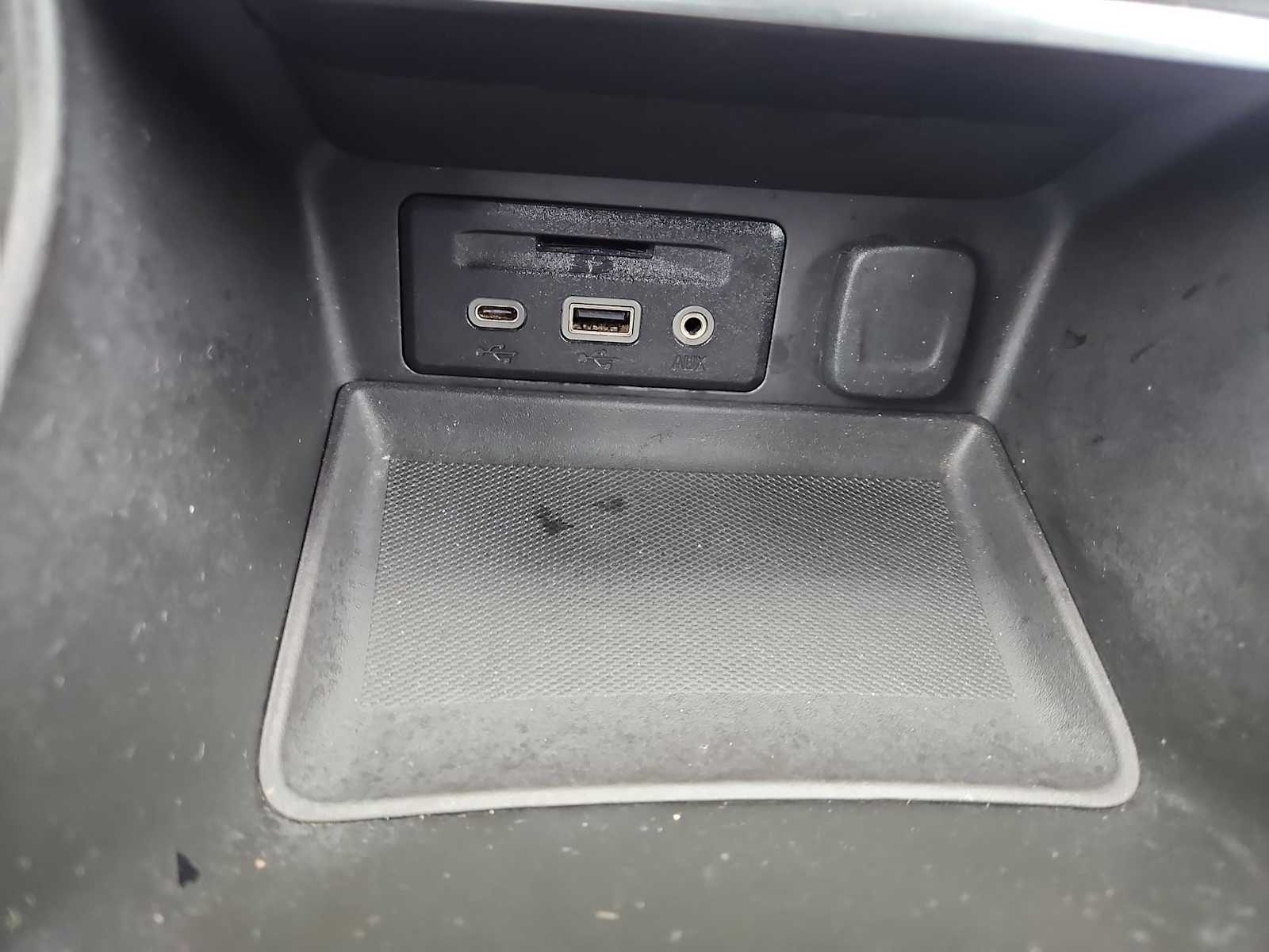 Thumbnail: 2018 GMC Terrain - 32