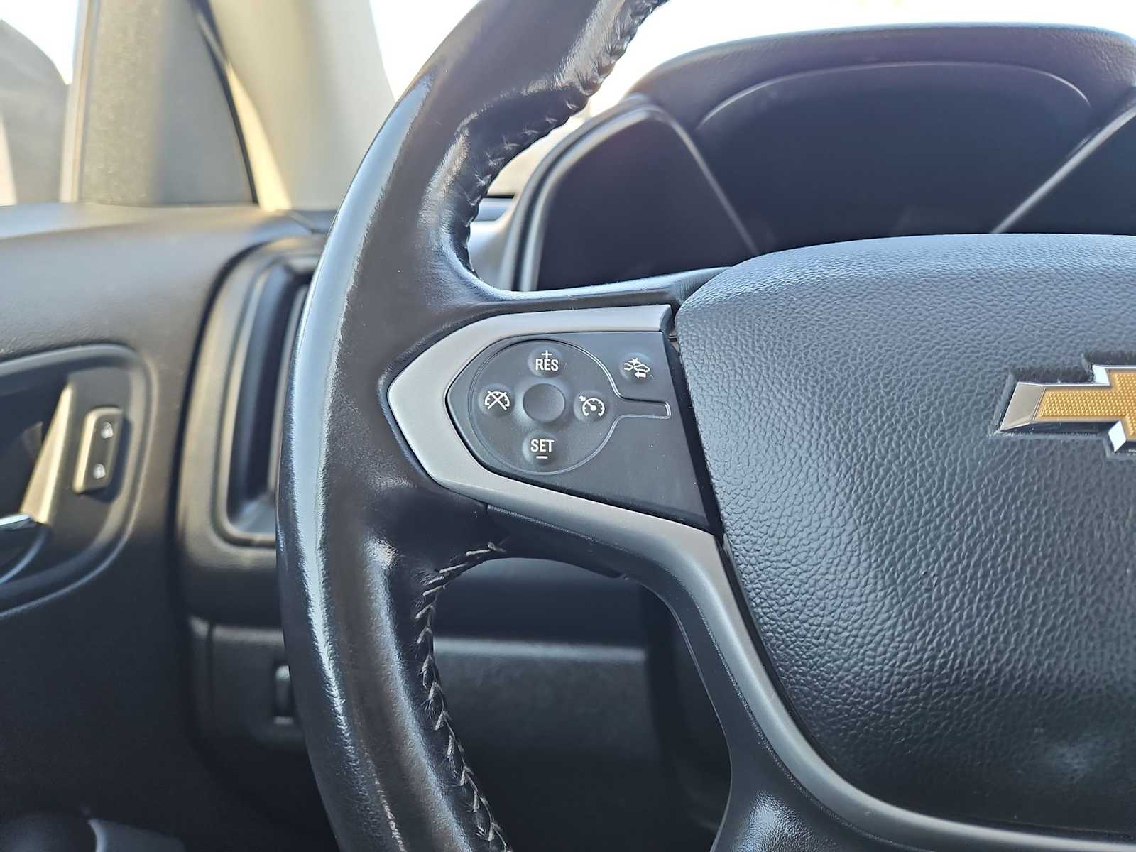 Thumbnail: 2021 Chevrolet Colorado - 24