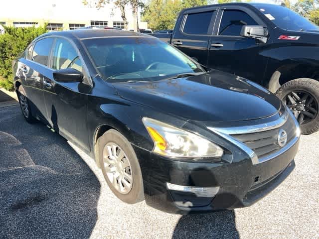 Thumbnail: 2015 Nissan Altima - 4