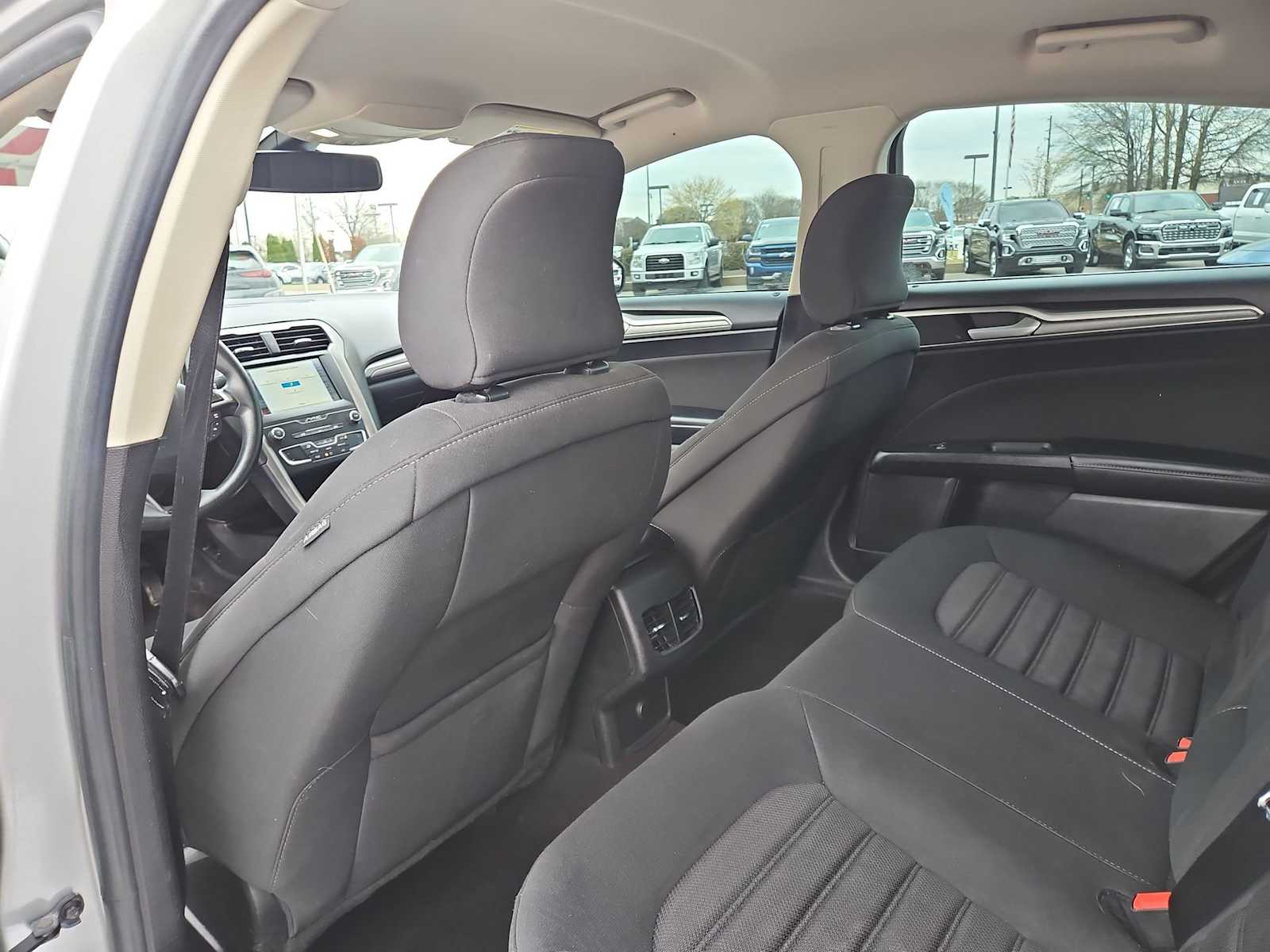 Thumbnail: 2019 Ford Fusion - 18