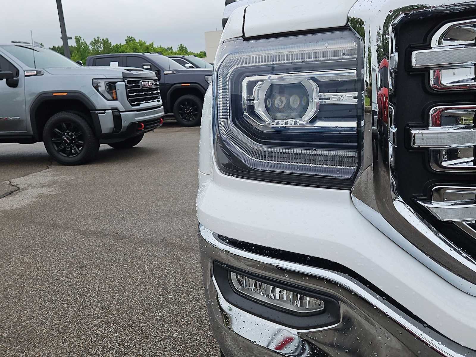 Thumbnail: 2018 GMC Sierra 1500 - 11