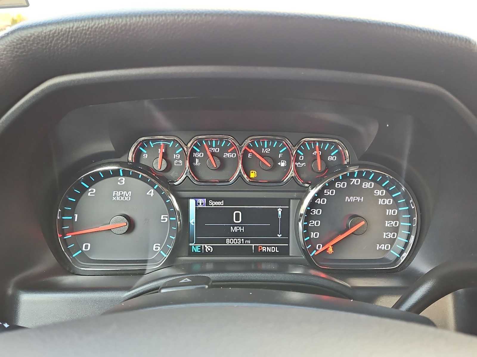 Thumbnail: 2018 Chevrolet Silverado 1500 - 31