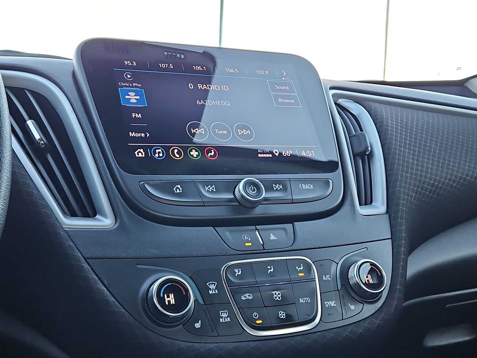 Thumbnail: 2023 Chevrolet Malibu - 27