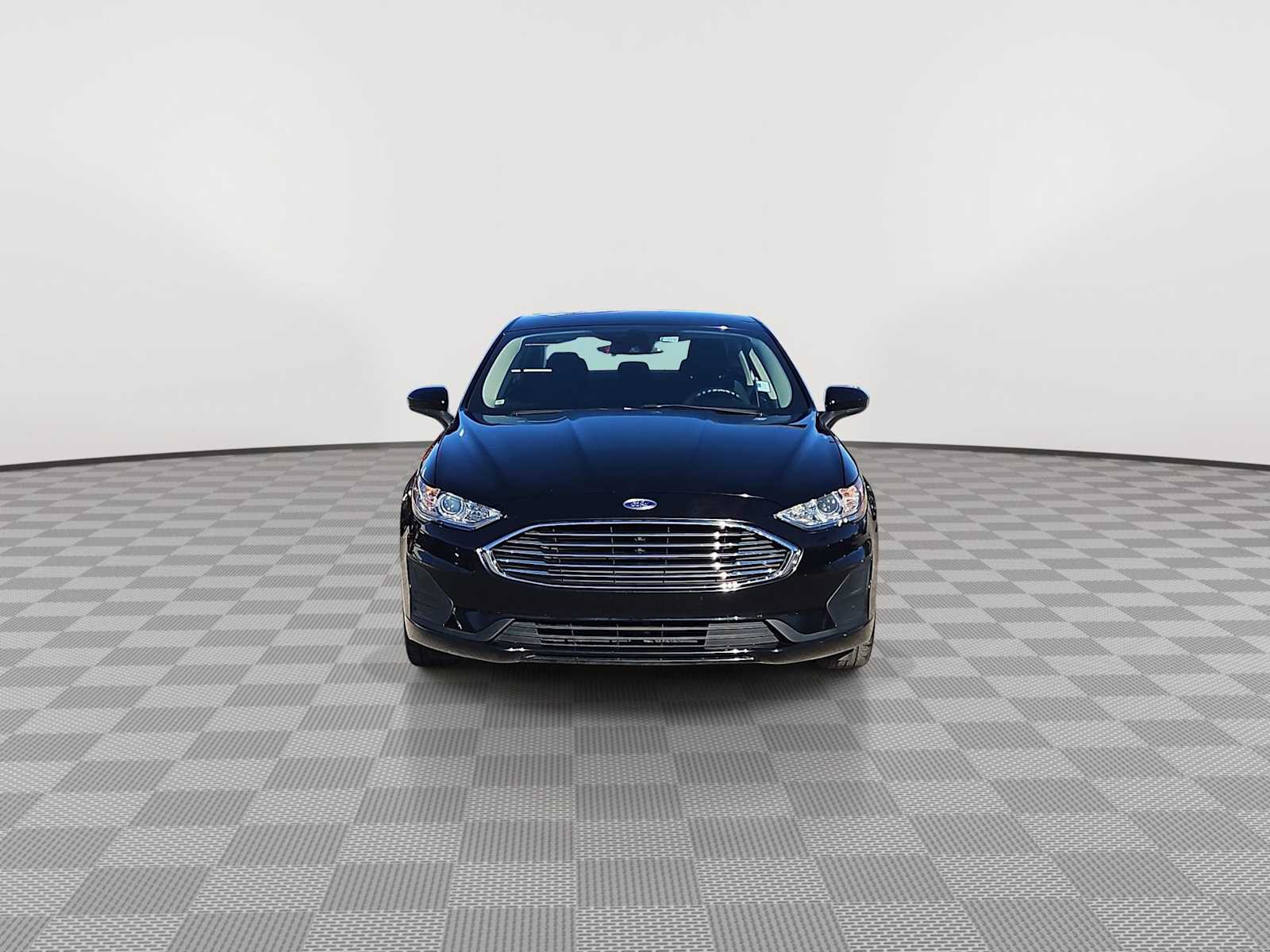 Thumbnail: 2020 Ford Fusion - 3