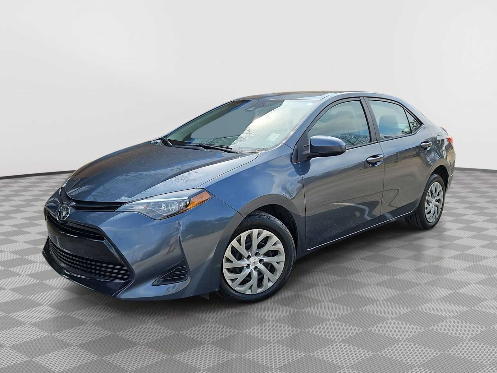 Thumbnail: 2019 Toyota Corolla - 1