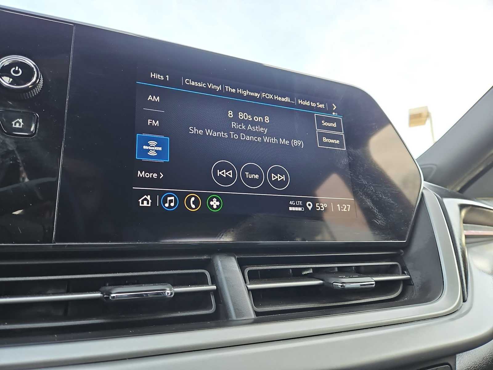 Thumbnail: 2024 Chevrolet Trax - 30