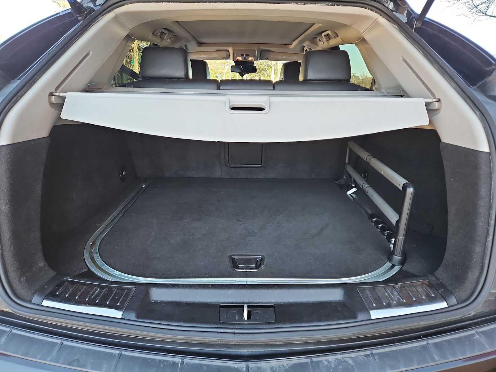 Thumbnail: 2012 Cadillac SRX - 30