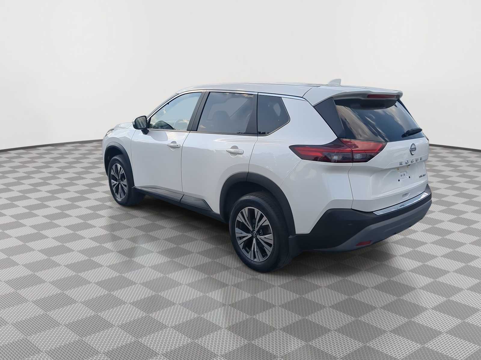 Thumbnail: 2023 Nissan Rogue - 6