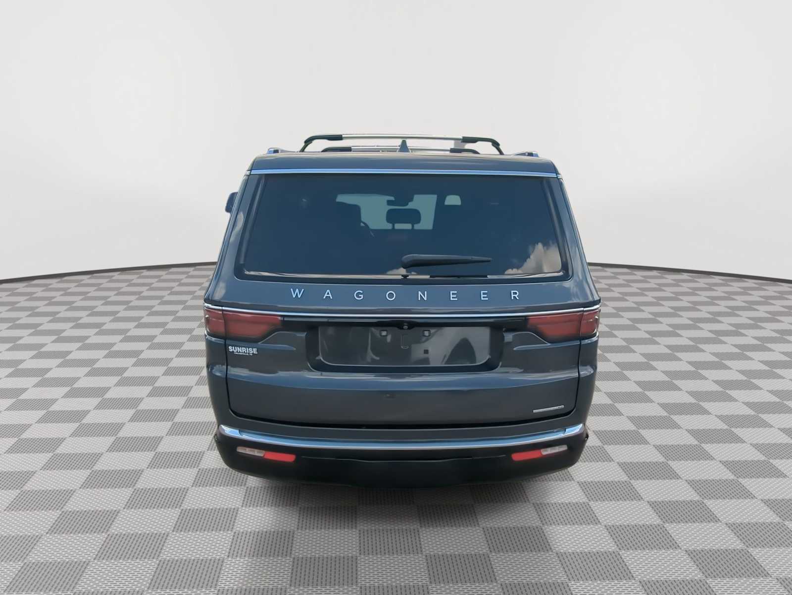 Thumbnail: 2022 Jeep Wagoneer - 7