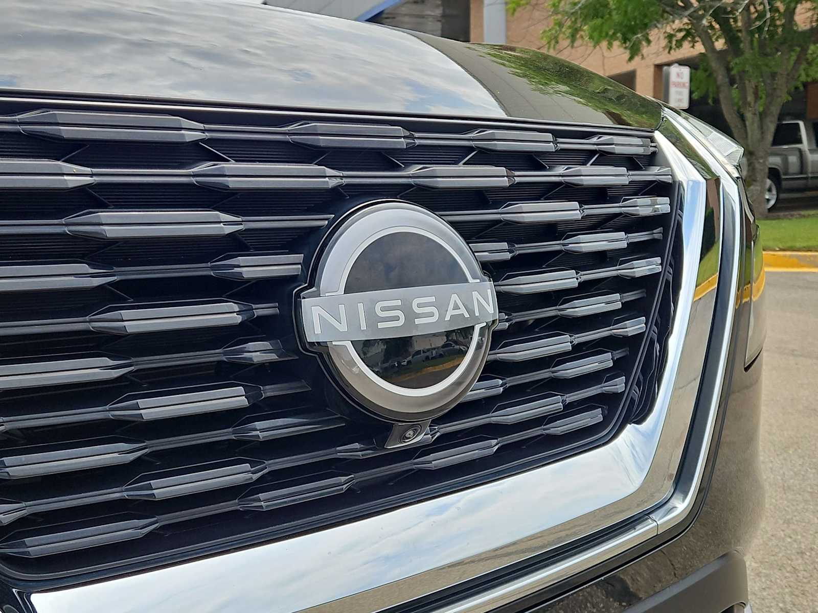Thumbnail: 2023 Nissan Rogue - 20