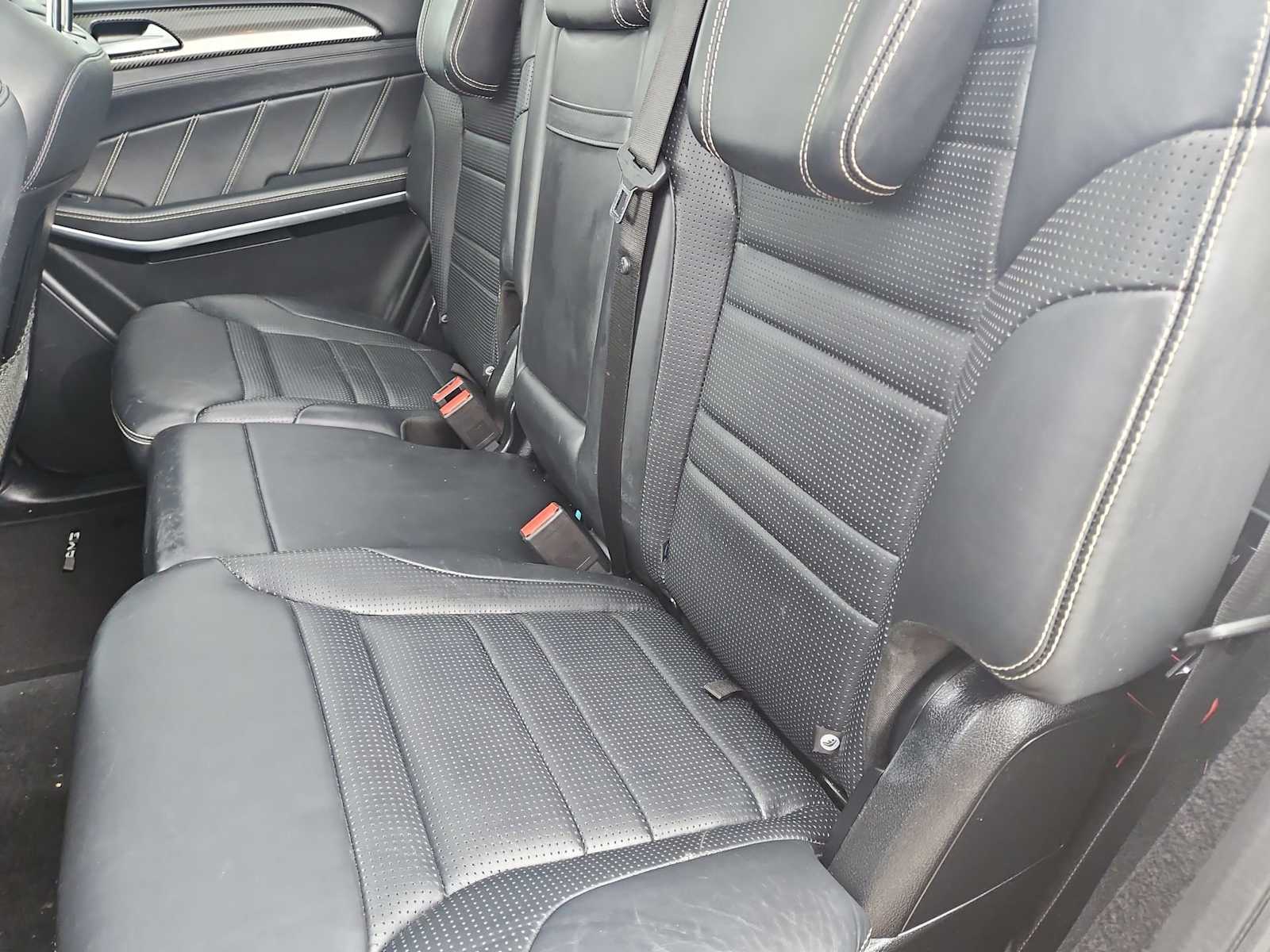 Thumbnail: 2017 Mercedes-Benz GL-Class - 19