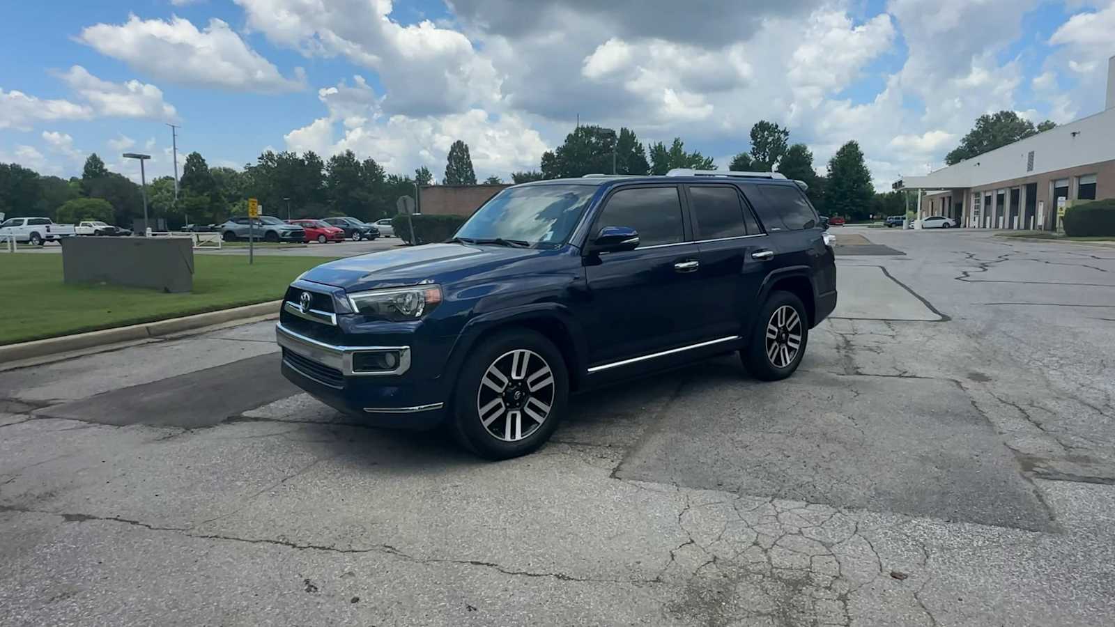 Thumbnail: 2015 Toyota 4Runner - 4